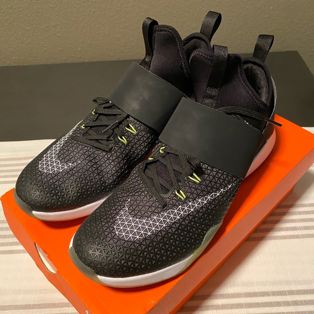 Nike Air Zoom Strong